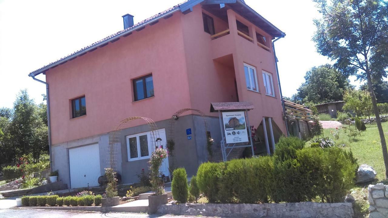 Apartman Franjicic Korenica Exteriör bild